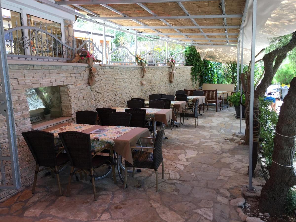 Rooms By The Sea Hvar - 8785 Hvar Town Extérieur photo